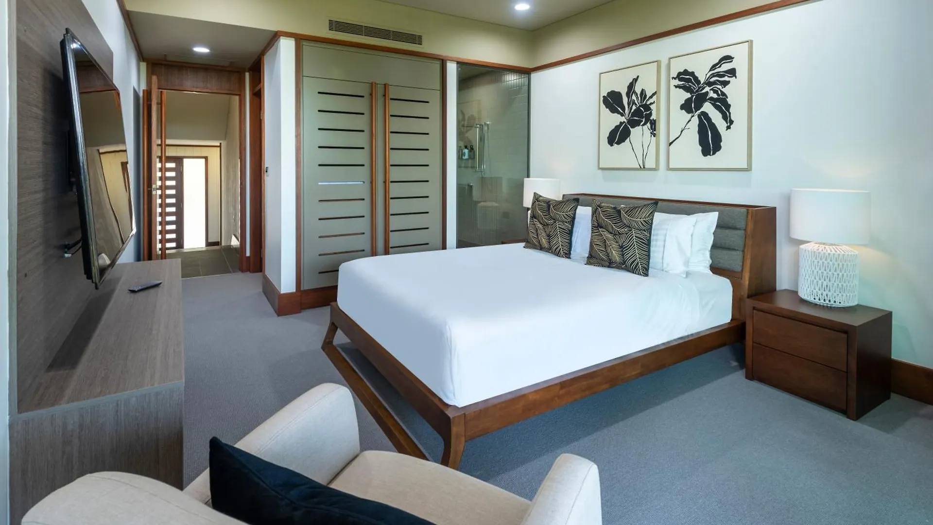 Yacht Club Villa Hamilton Island