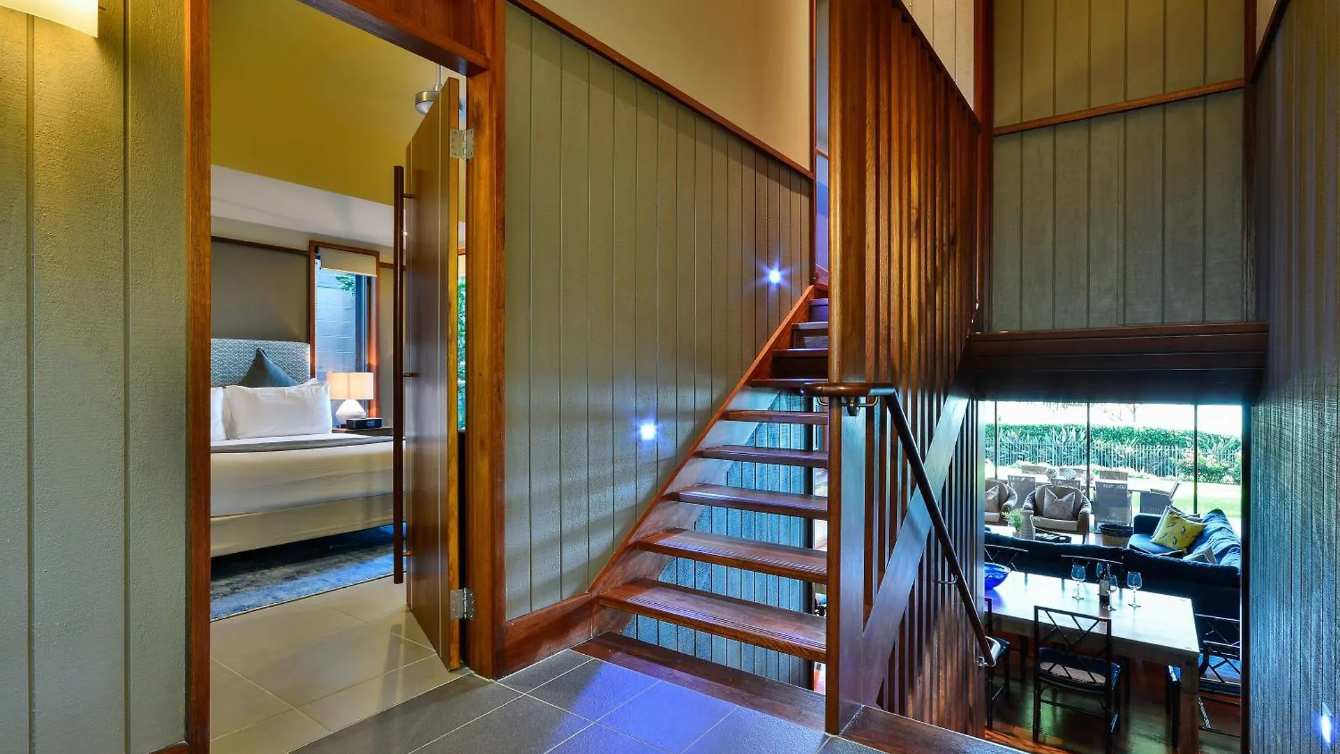 Yacht Club Villa Hamilton Island