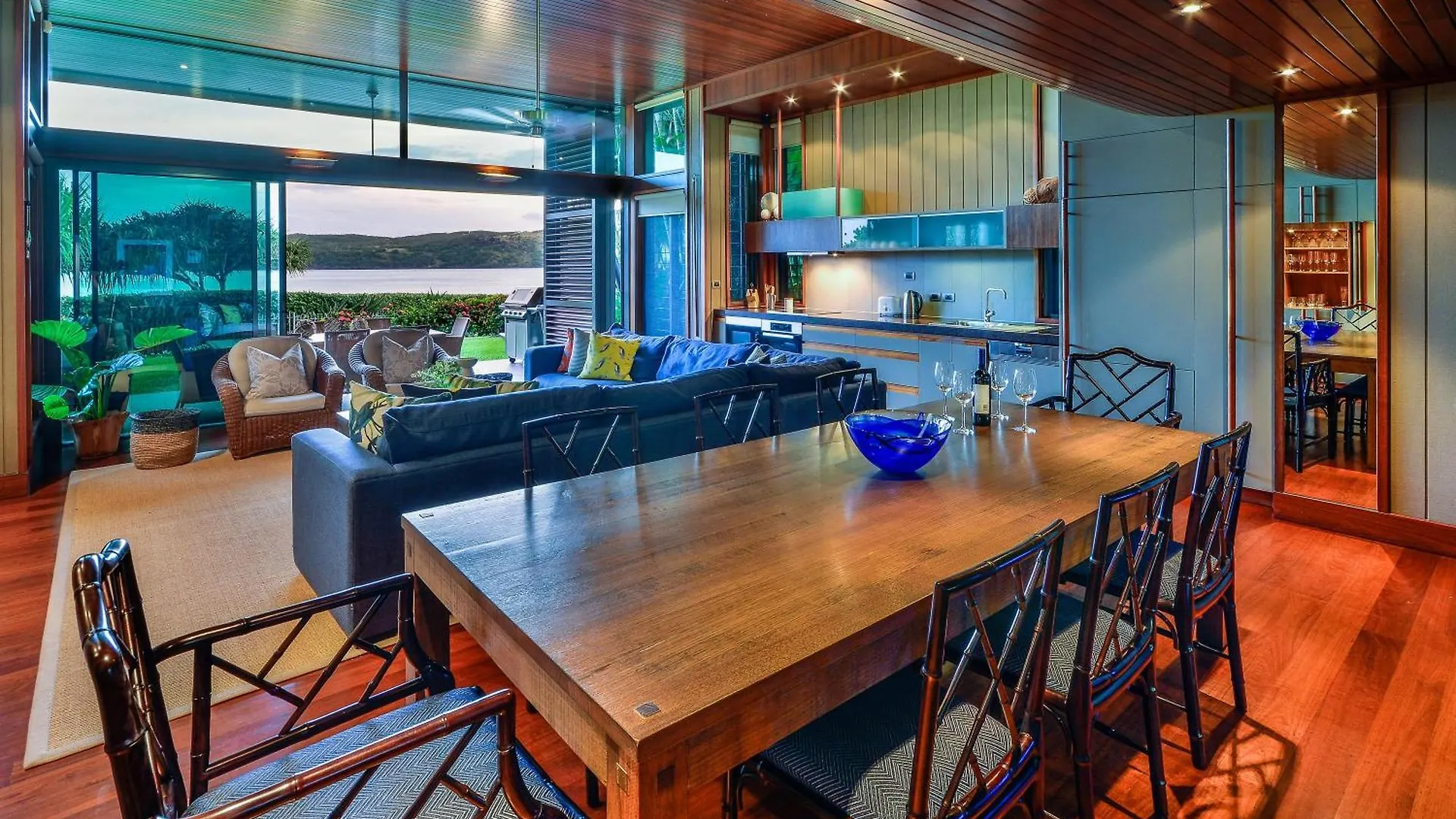 Yacht Club Villa Hamilton Island