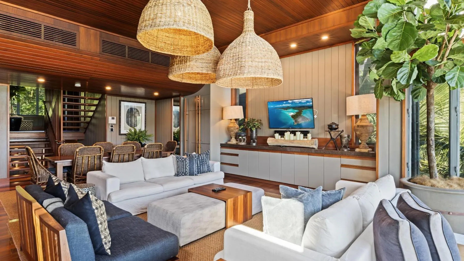 Yacht Club Villa Hamilton Island 0*,