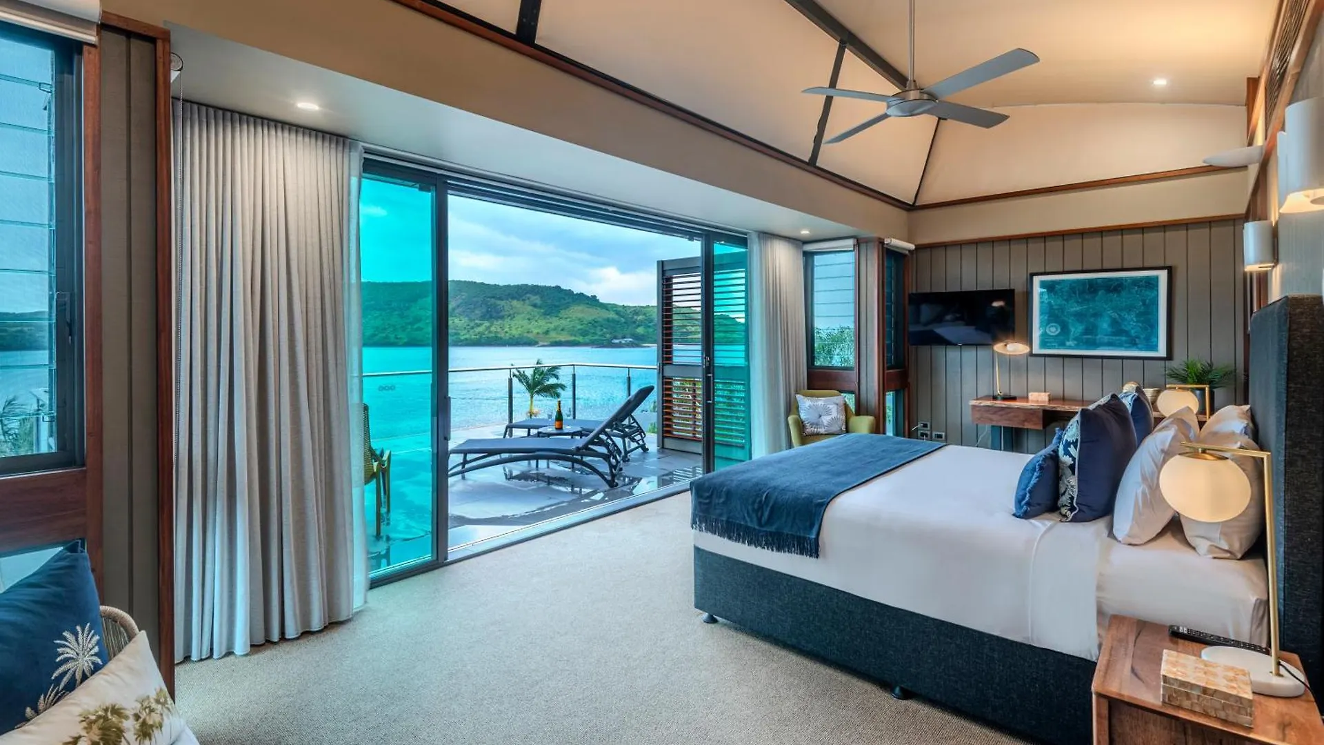 Yacht Club Villa Hamilton Island 0*,