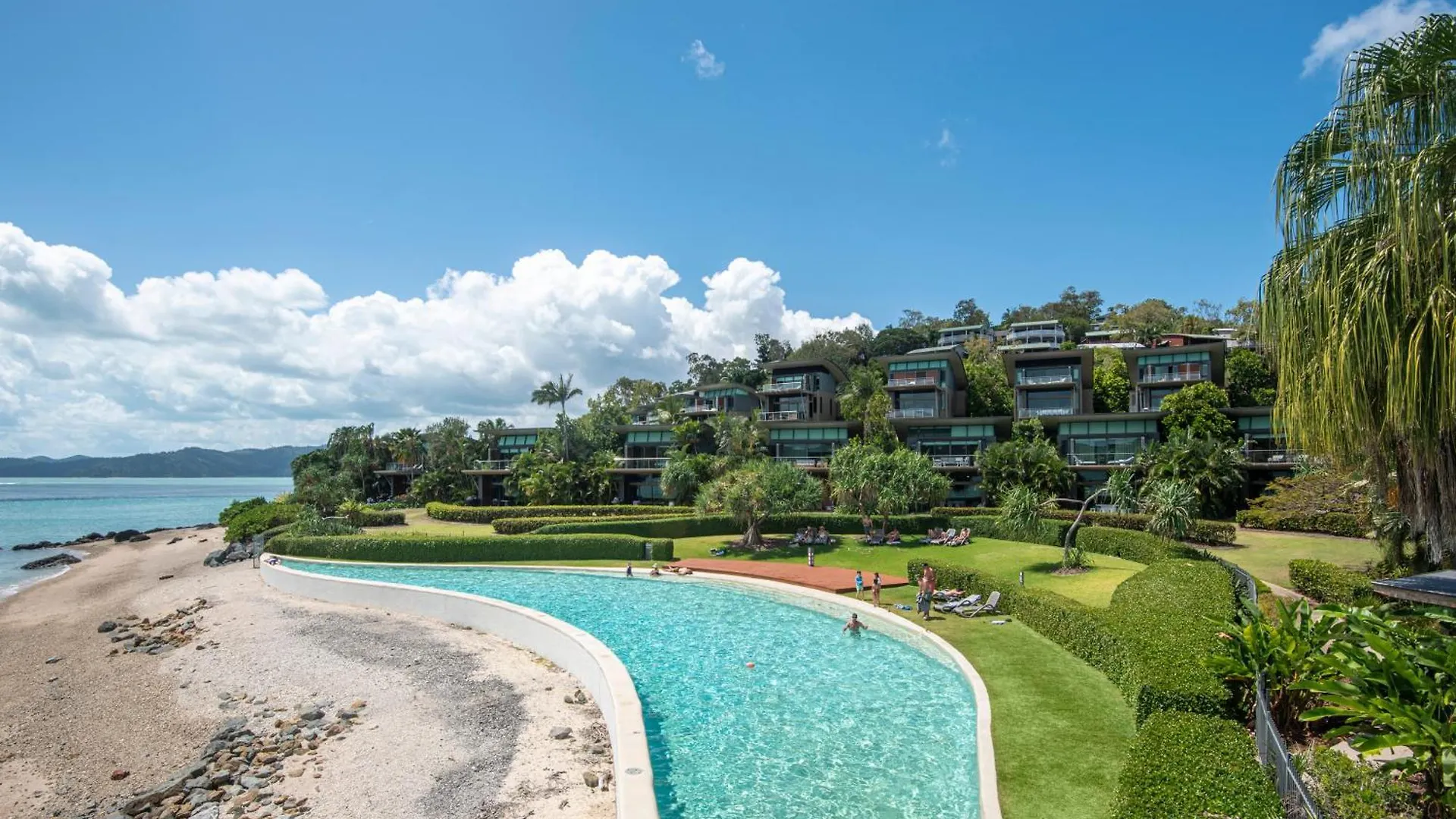 Apartment Yacht Club Villa Hamilton Island Australia