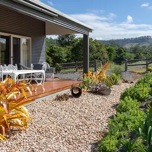 Country Mile Escape Canungra